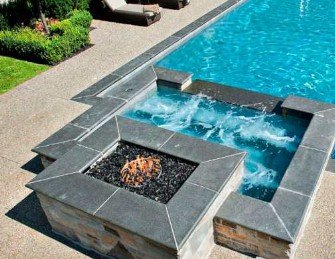 jacuzzi3.jpg